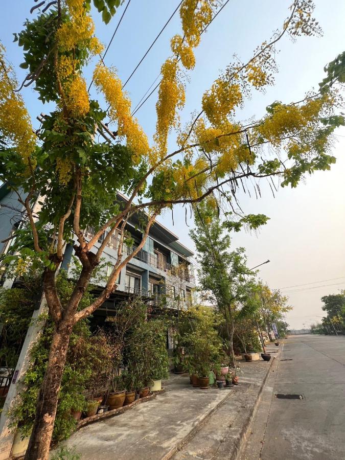V Tharm Hotel Udon Thani Zewnętrze zdjęcie