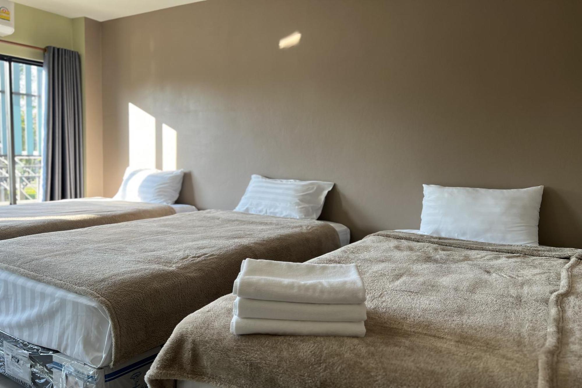 V Tharm Hotel Udon Thani Zewnętrze zdjęcie