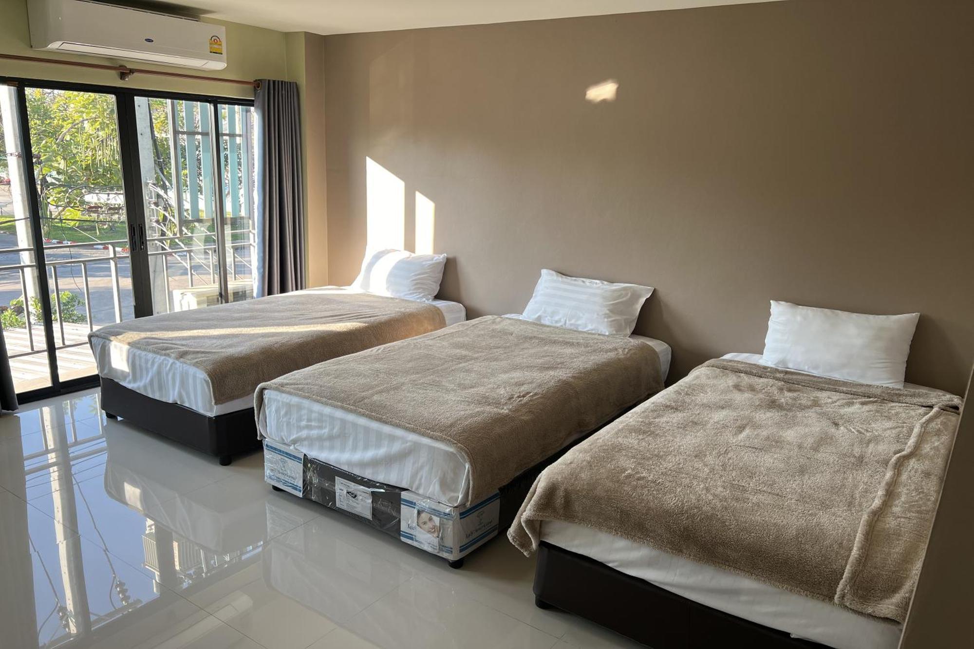 V Tharm Hotel Udon Thani Zewnętrze zdjęcie