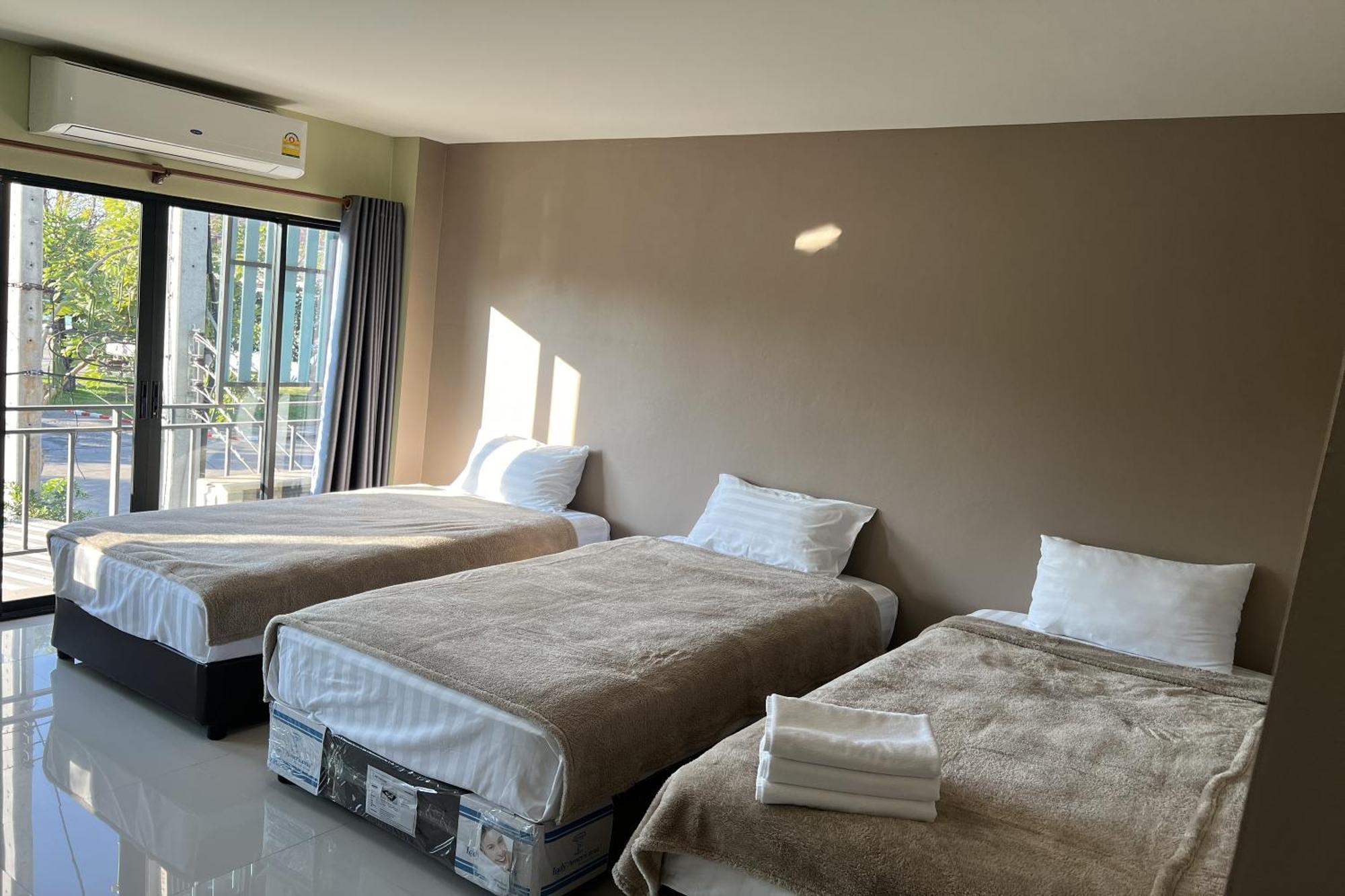 V Tharm Hotel Udon Thani Zewnętrze zdjęcie