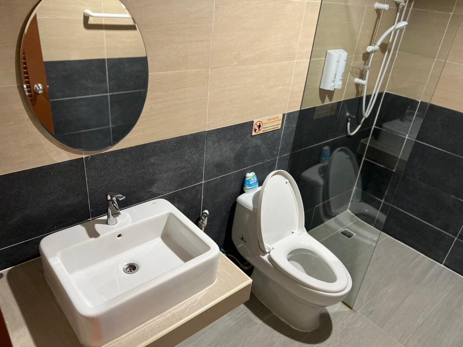 V Tharm Hotel Udon Thani Zewnętrze zdjęcie